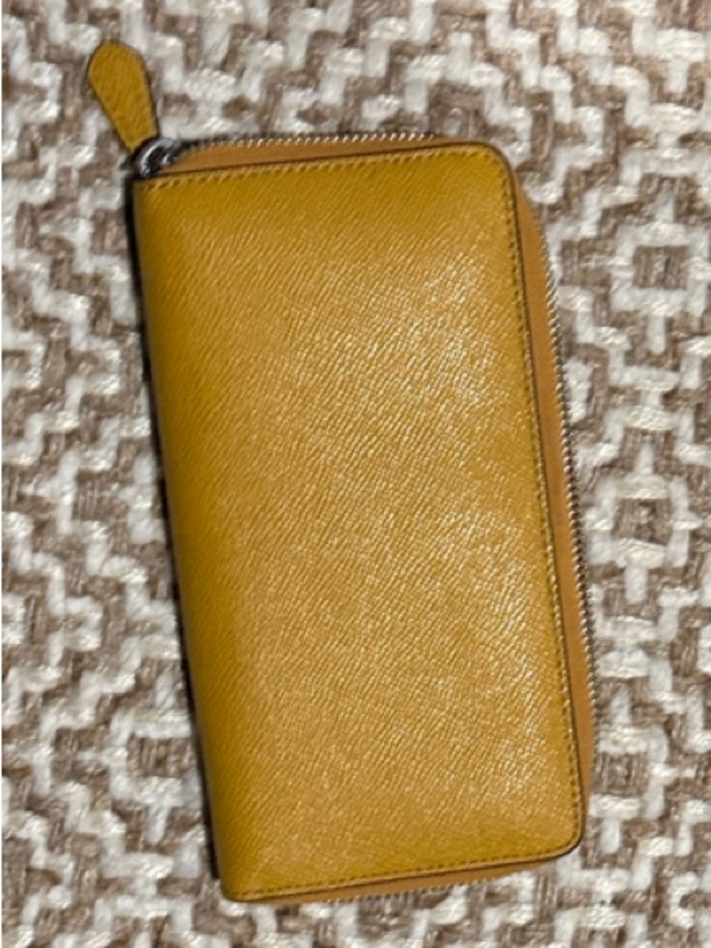 Coach Yellow Zip-Around Leather Wallet - Picture 3 of 3